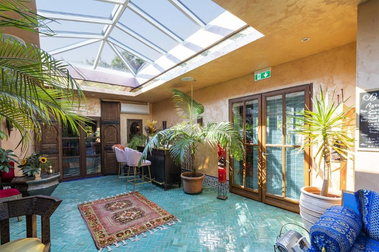 Agraba, 1001 Nights Couette-café *